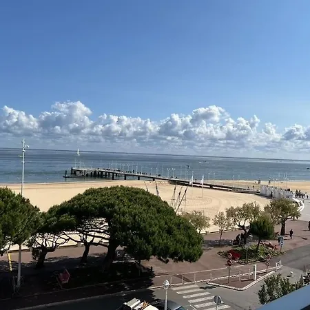 Claire Front De Superbe Vue Bassin Arcachon